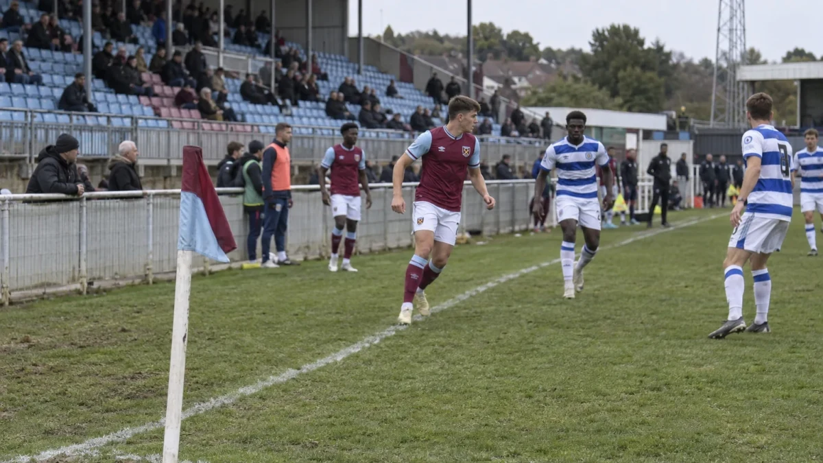 Tvåan West Ham tar emot femman QPR i Championship