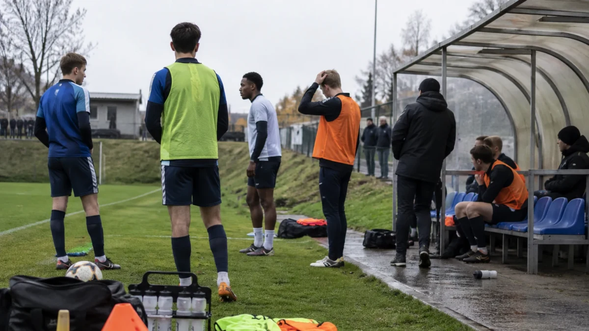Wharton passerar 100 framträdanden för Crystal Palace
