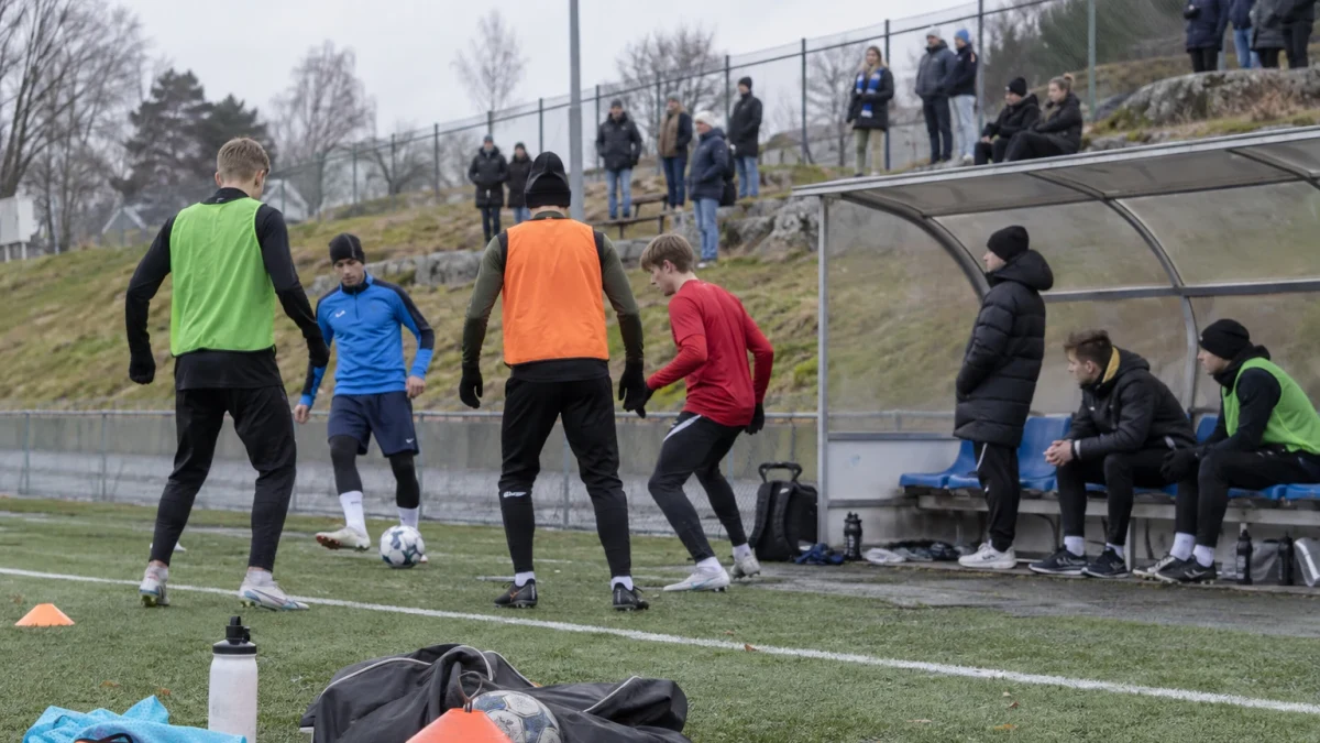 De Zerbi kräver fler mål efter Tottenhams 5-1 mot Charlton