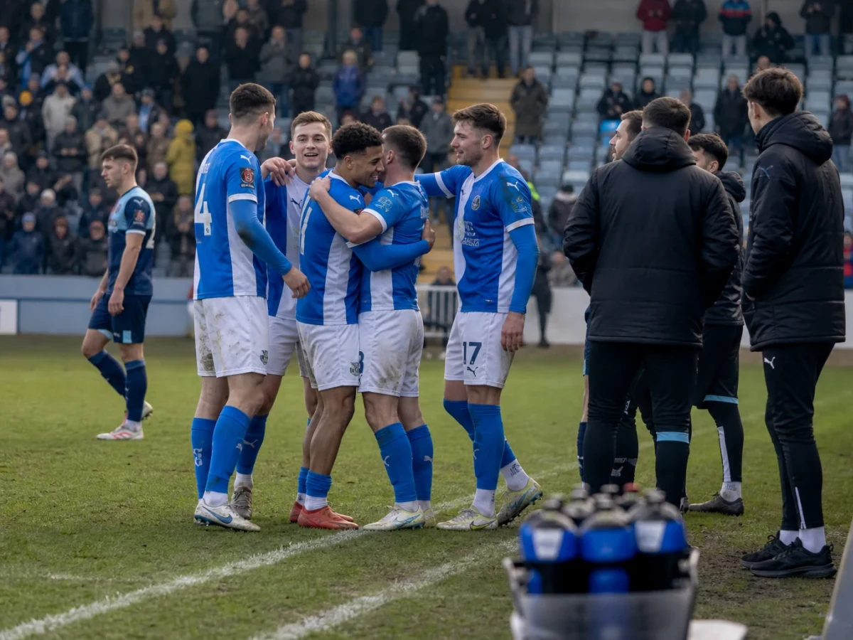 Stockport körde över Wycombe med 5–1