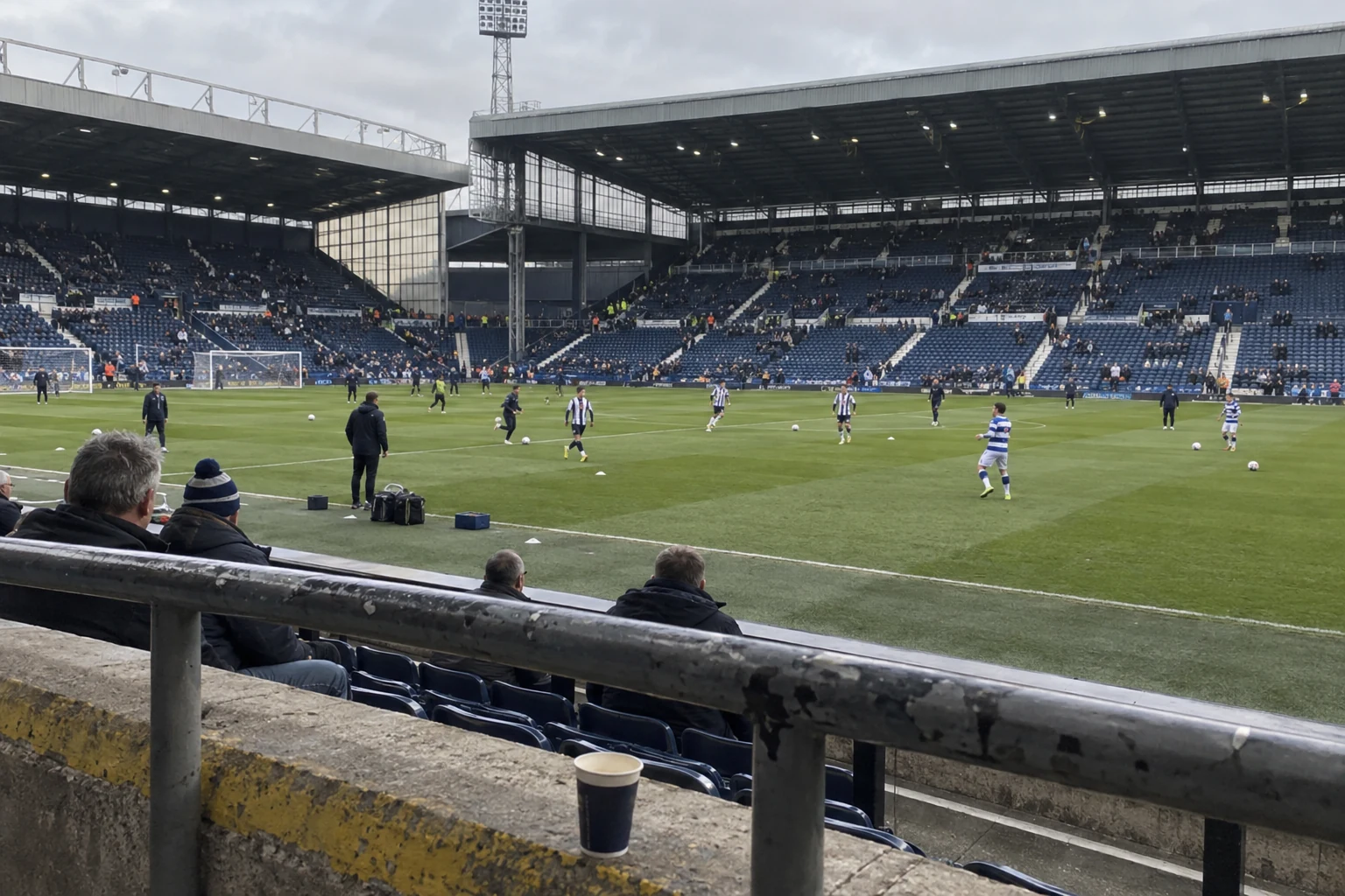West Brom försvarar serieledningen mot QPR